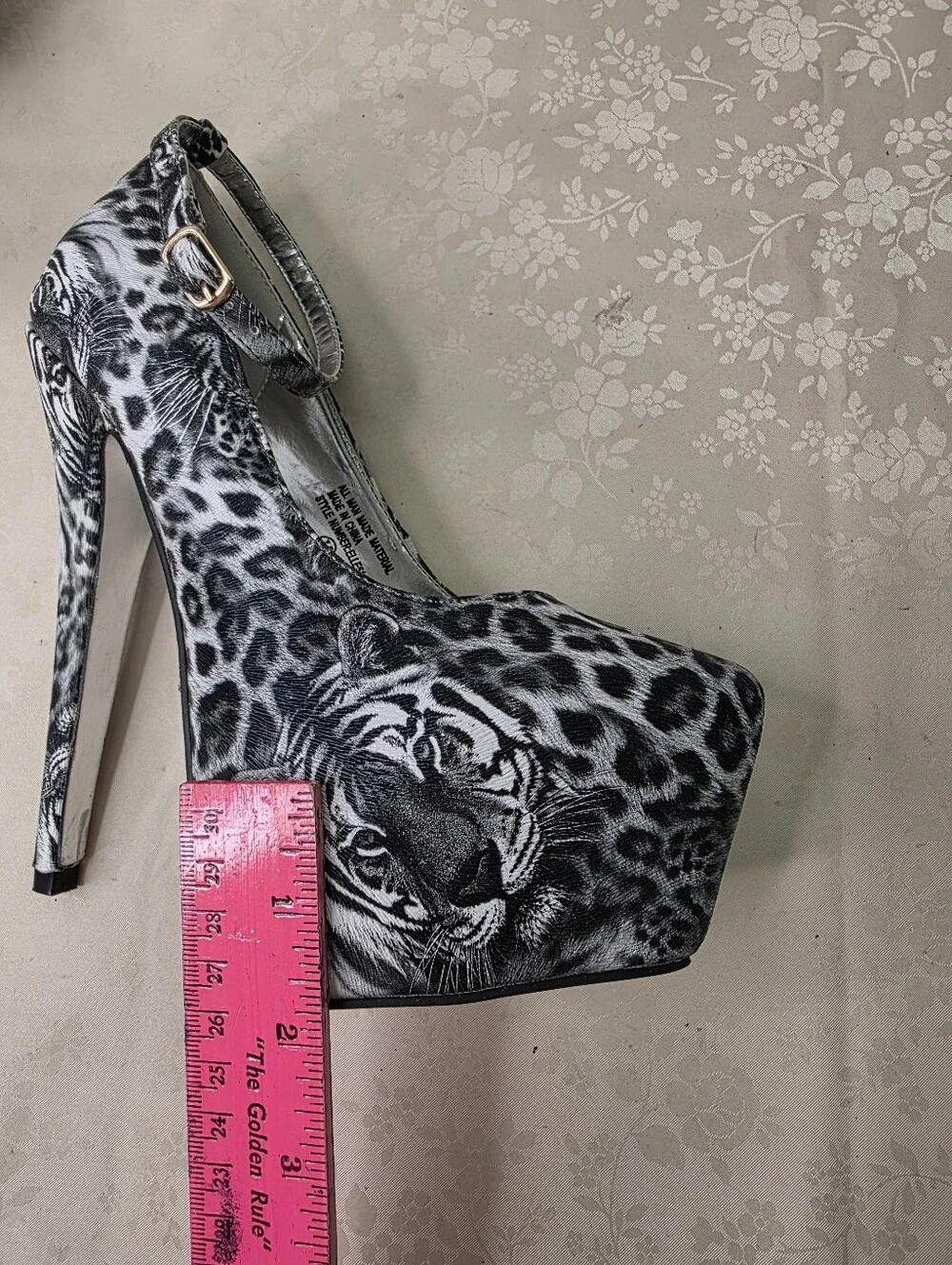 Bumper Black White Animal Tiger Print Platform Stiletto Heels Sz 7.5